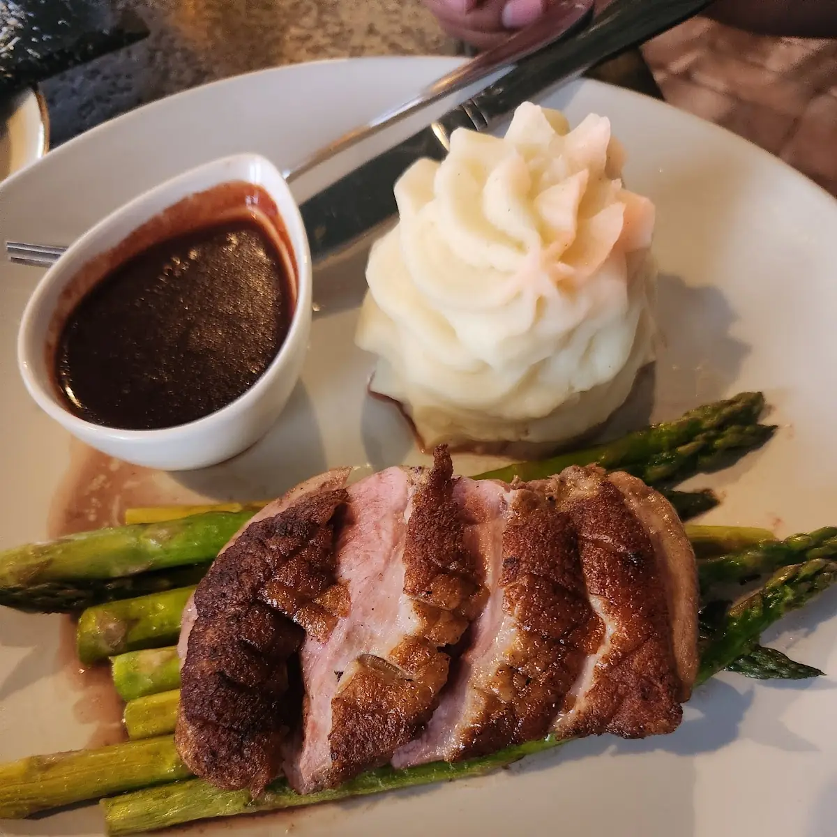 Crispy Duck Breast Mashed Potatoes and Asparagus