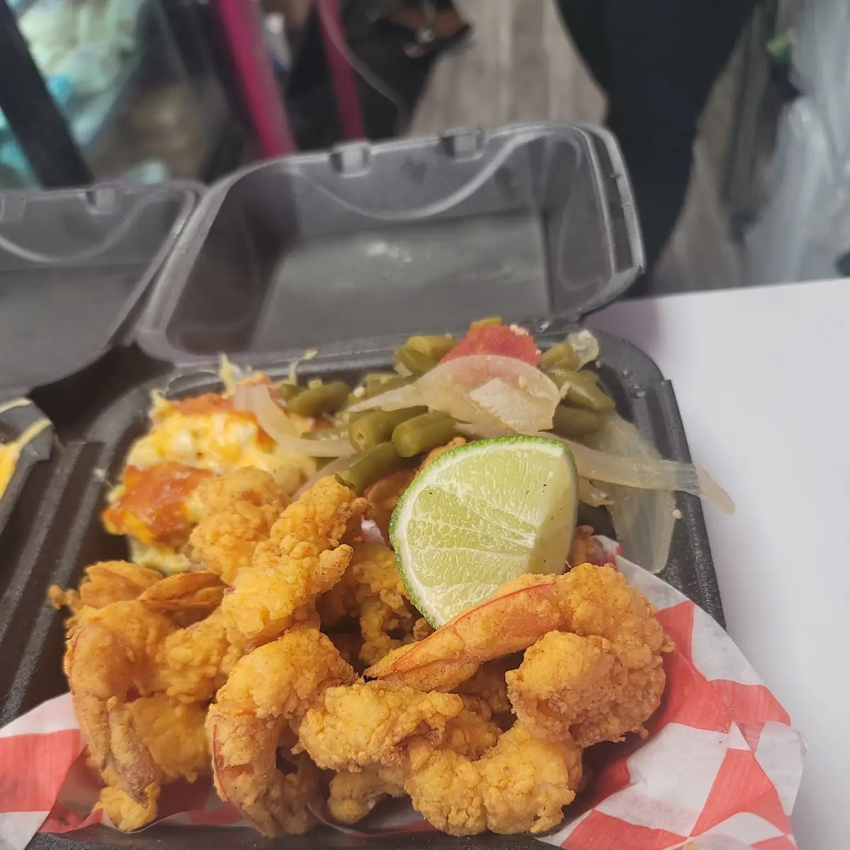 Fried Shrimp Mac N Cheese and Green Beans