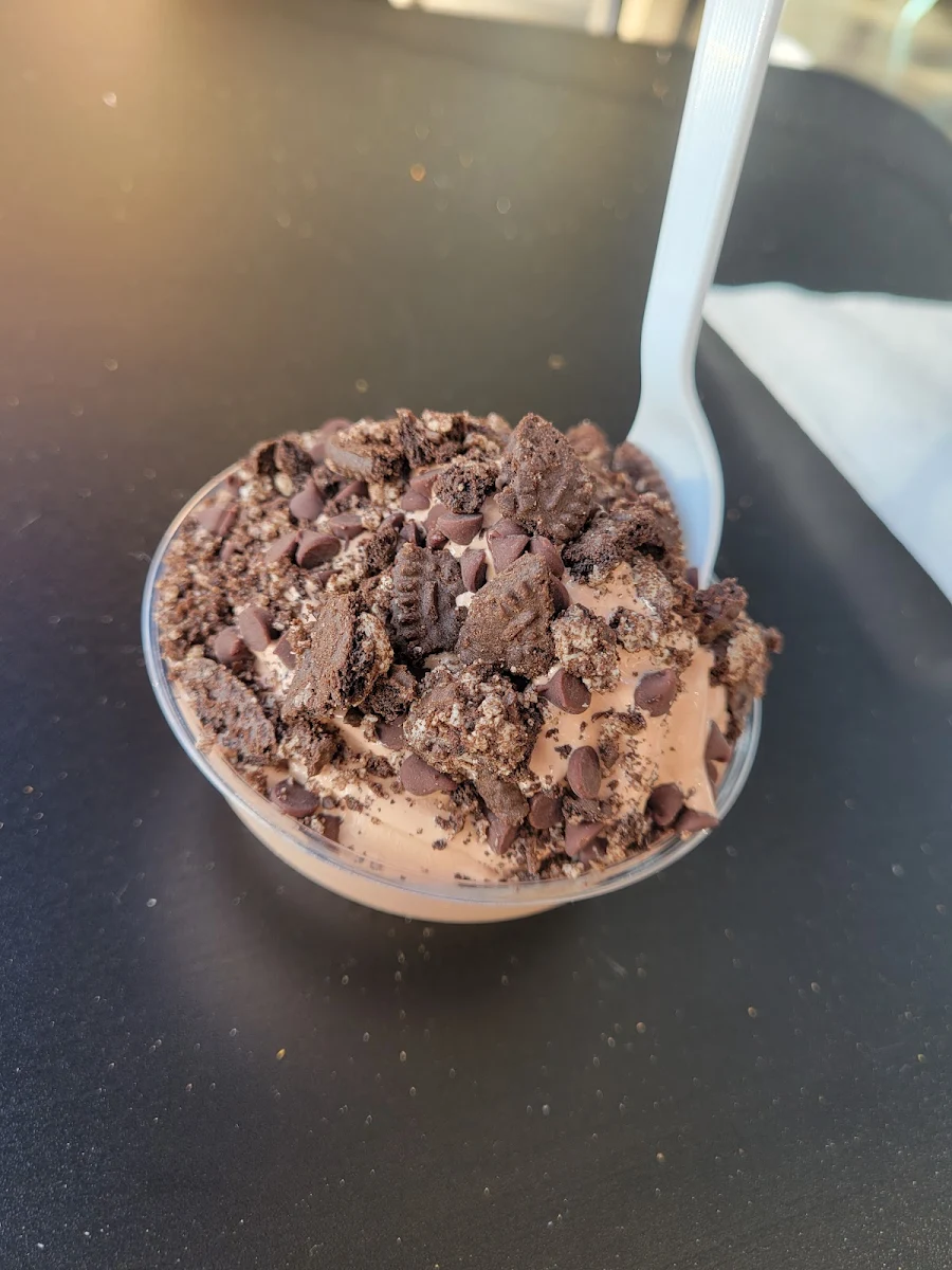 Chocolate Soft Serve with Chocolate Chips and Oreo Cookie