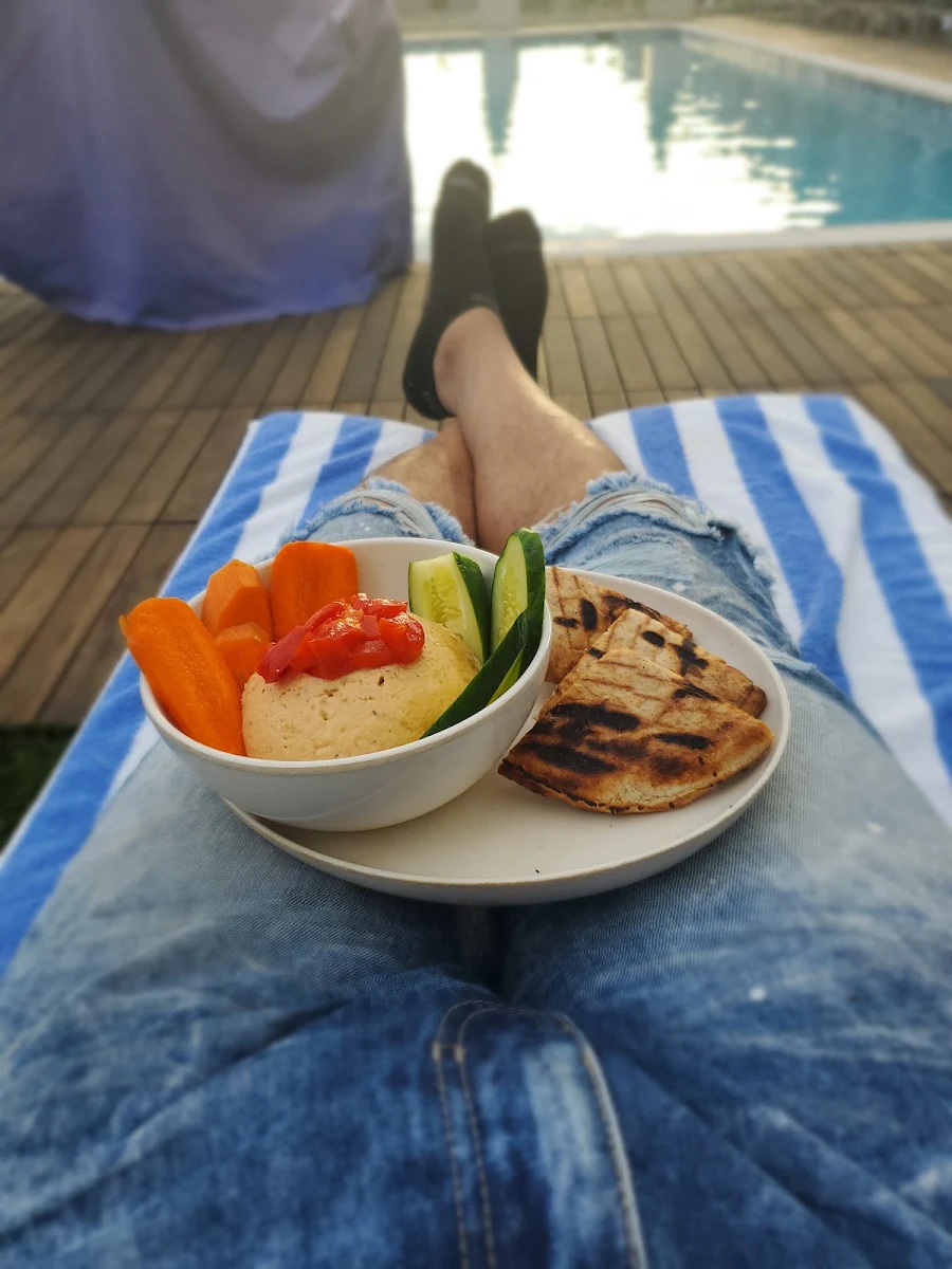 Hummus Plate