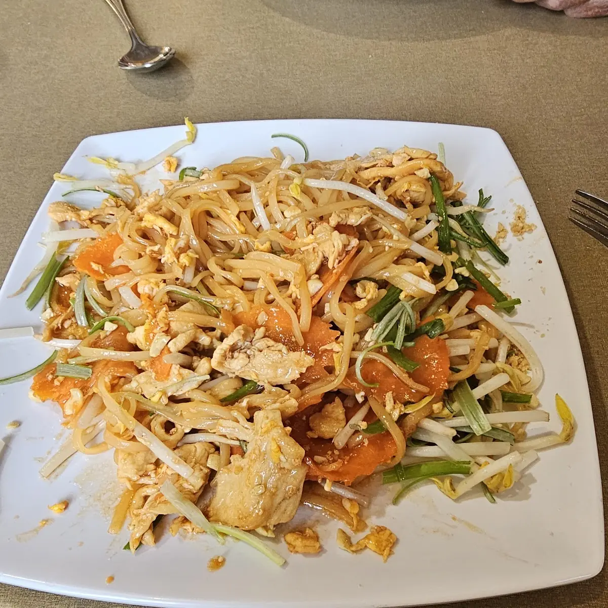 Chicken Pad Thai