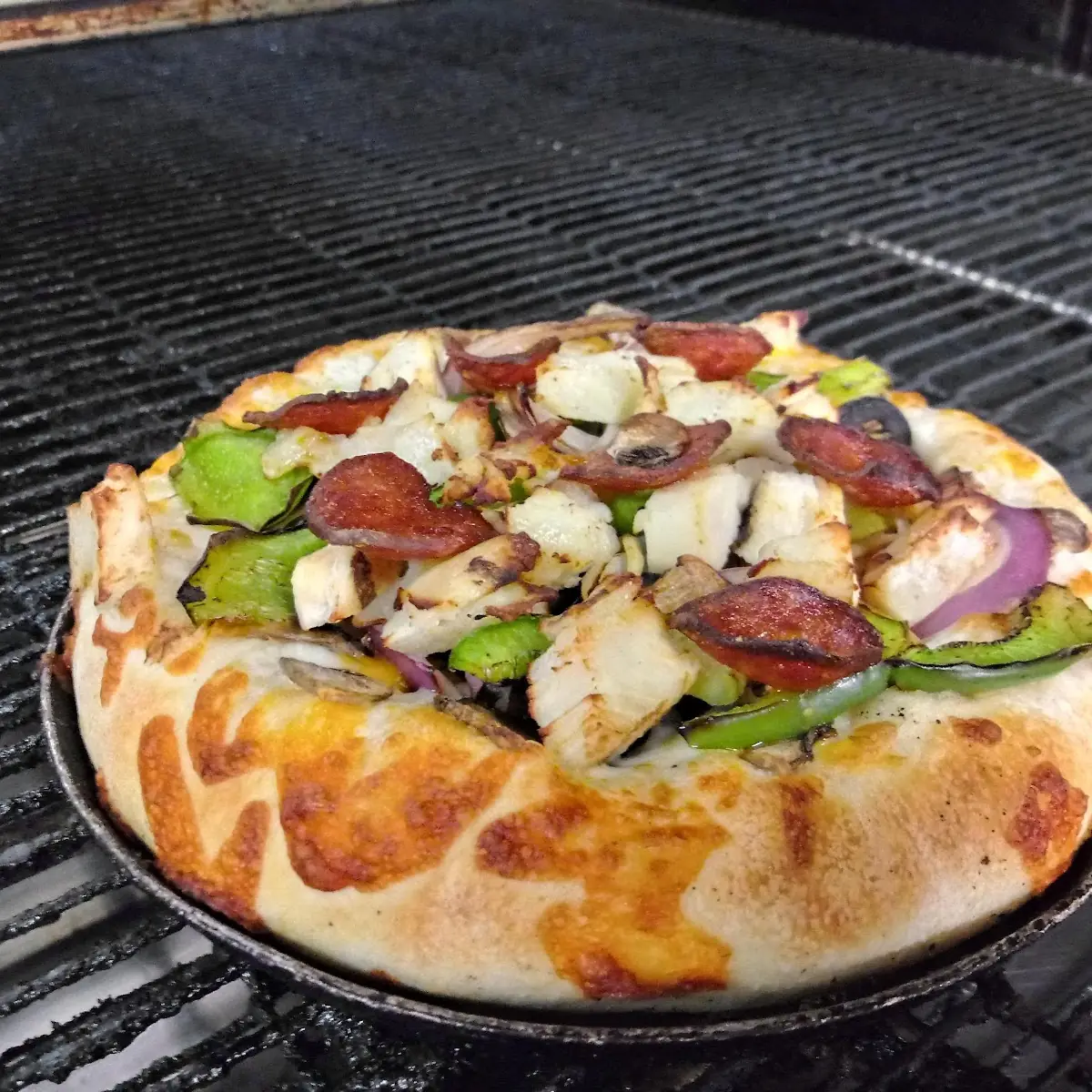 Chicken Veggie Linguiza Stuffed Crust