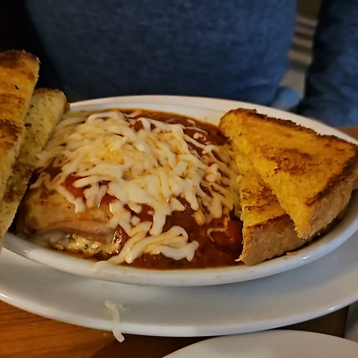 Lasagna Special with Garlic Bread