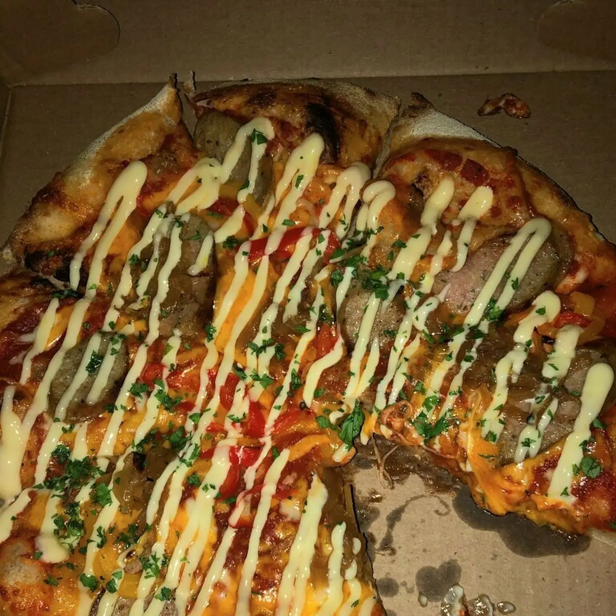 Bratwurst Pizza
