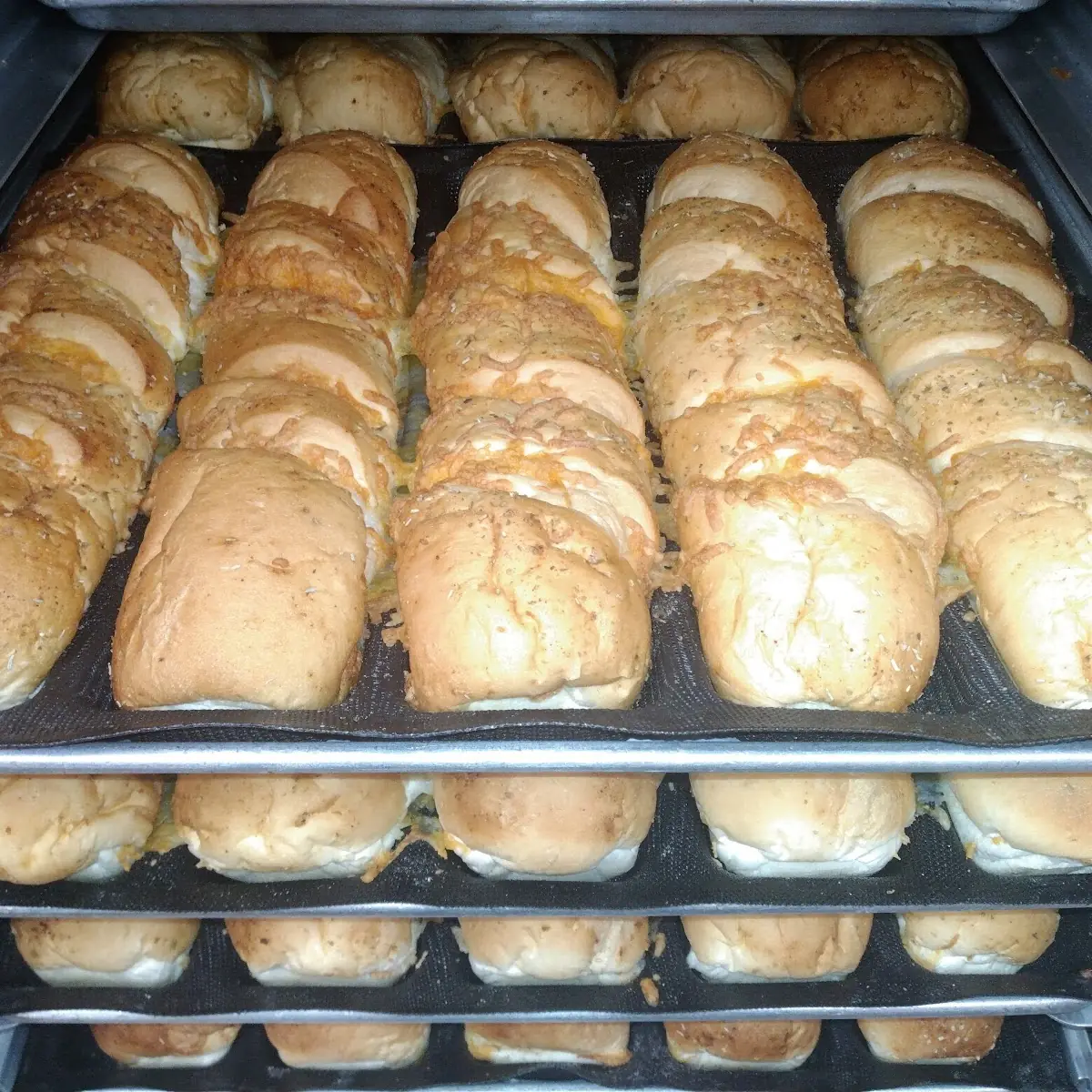 Italian Herb and Cheese Bread