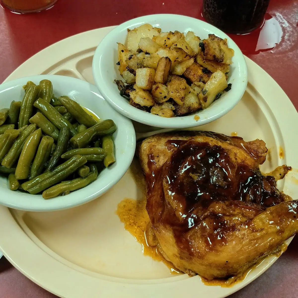 BBQ Chicken with Fried Potatoes and Green Beans