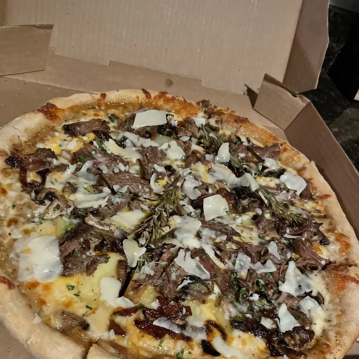 Pot Roast Pizza