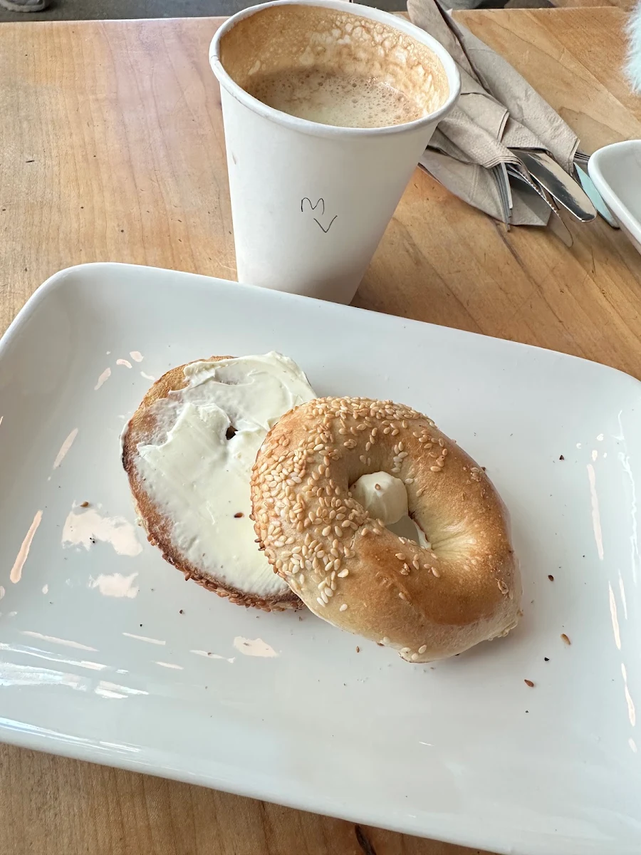 Bagel and Cream Cheese, Tre Fantastico