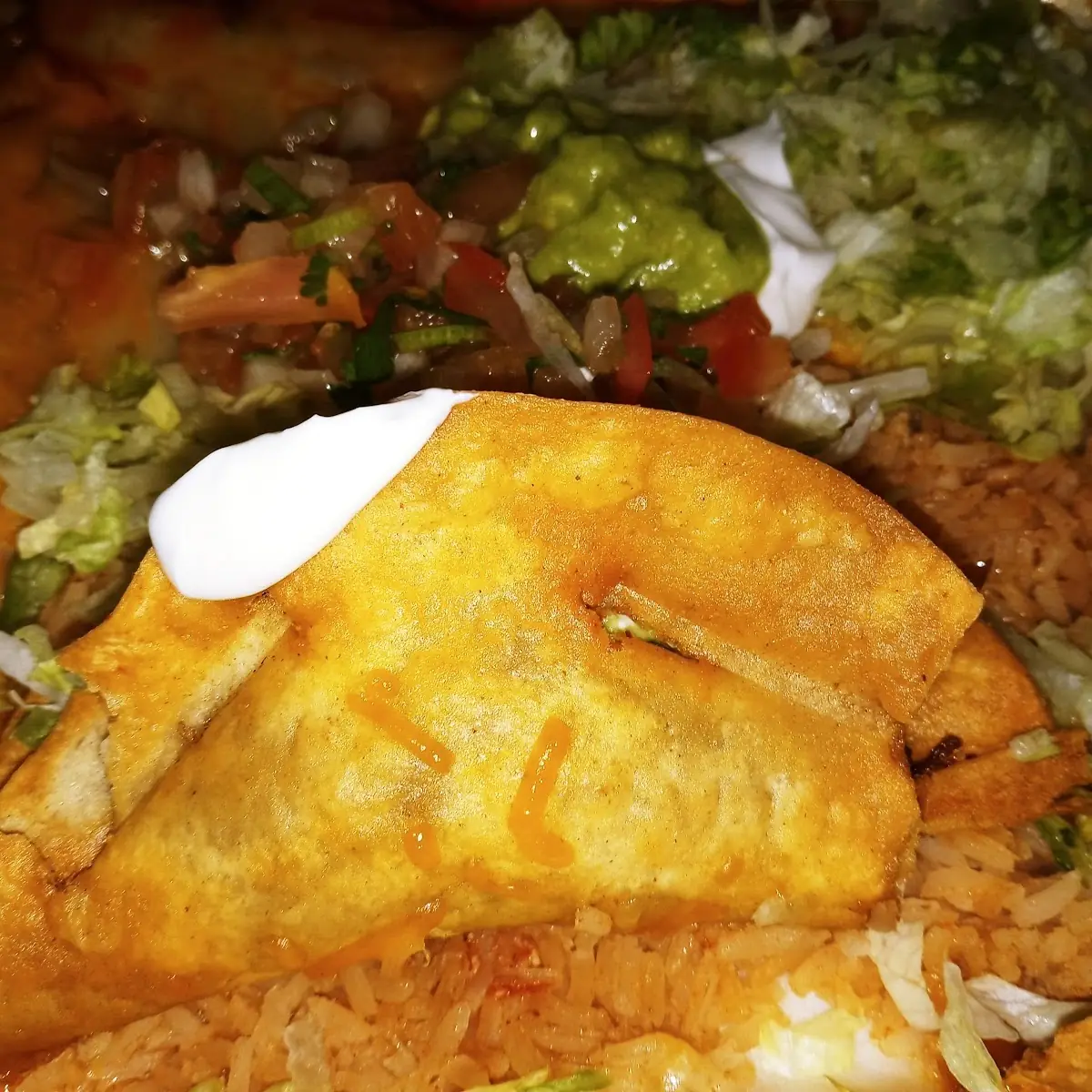 Enchilada Combination Plate w Soda & Side