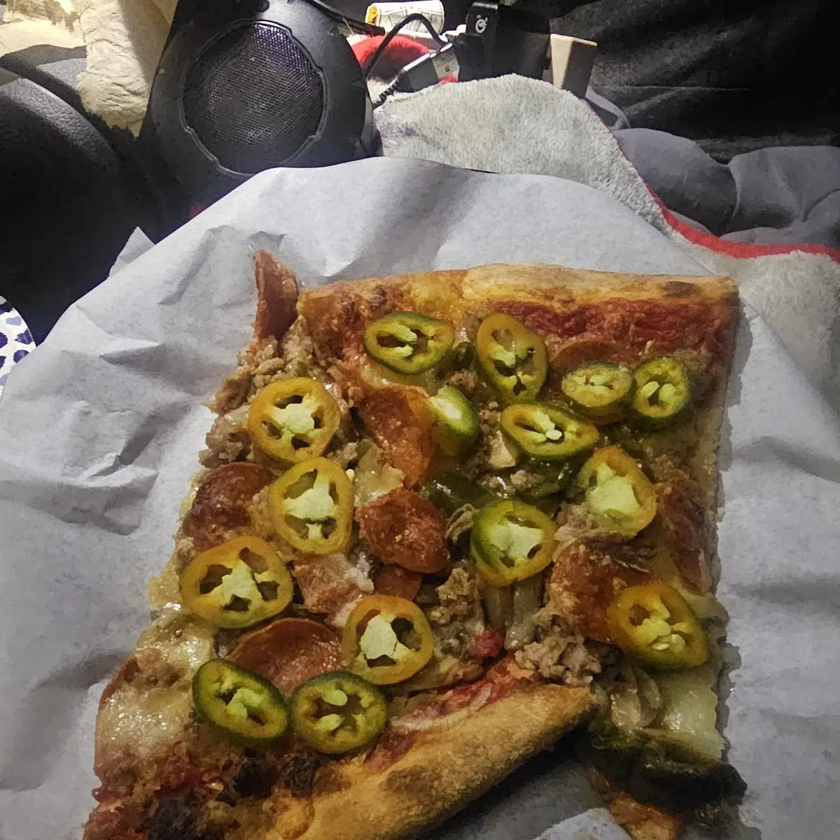 Deluxe Pizza