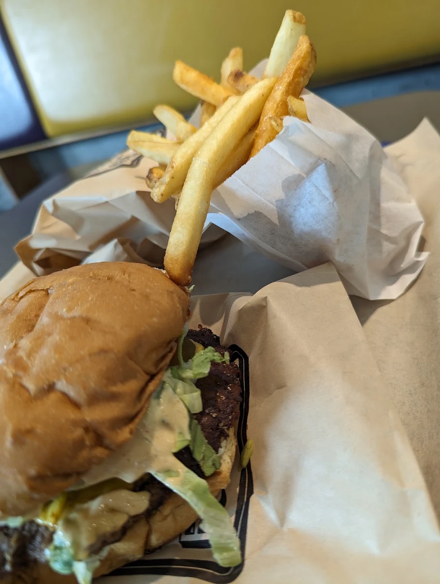 Cheeseburger and Fries