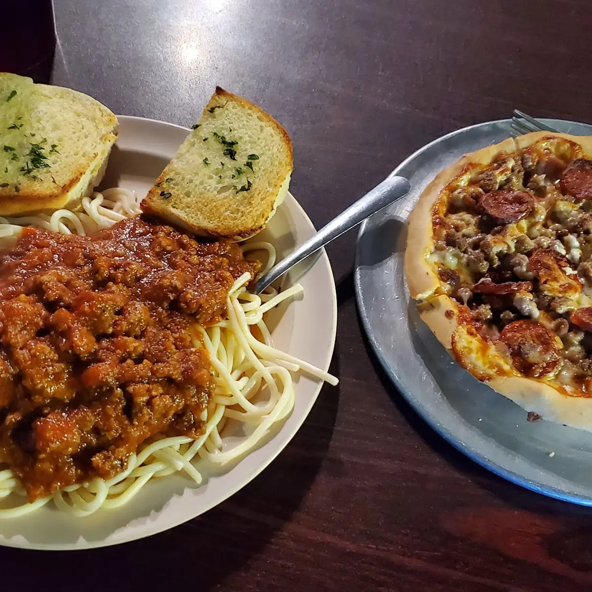 Spaghetti w Meat Sauce Small Pizza
