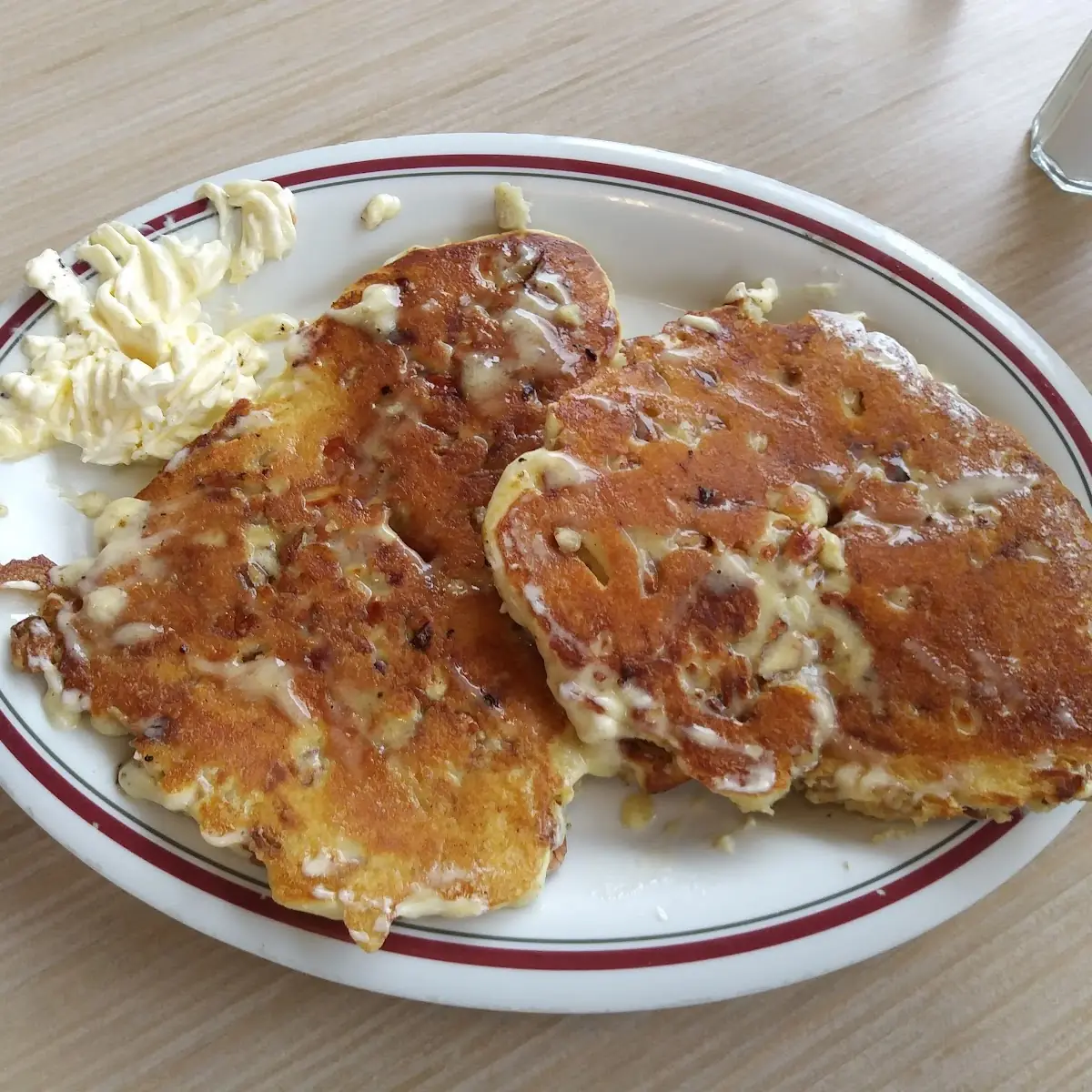 Butter Pecan Praline Pancakes