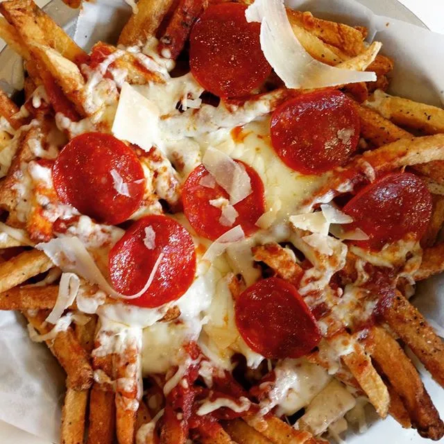 Pepperoni Pizza Fries