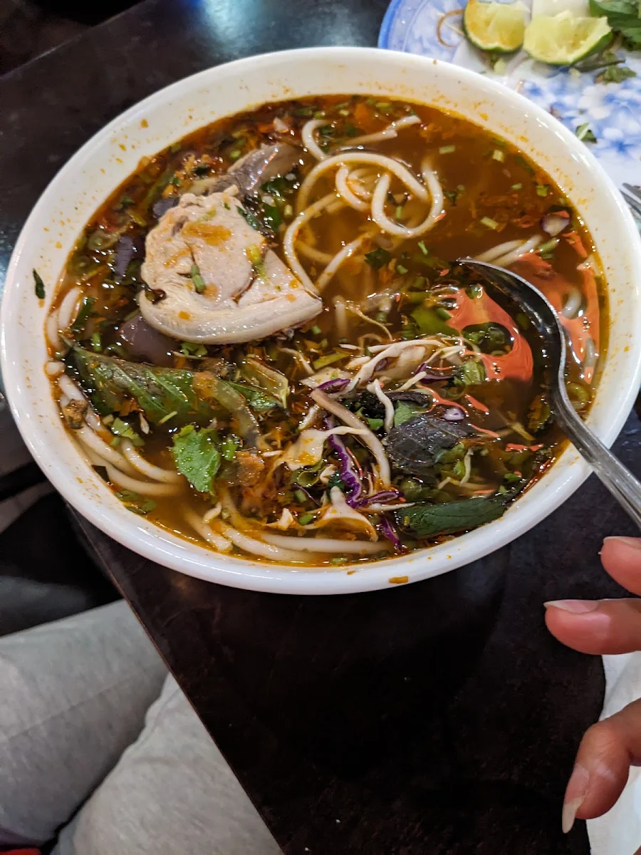 Bun Bo Hue, Pho Ha Noi