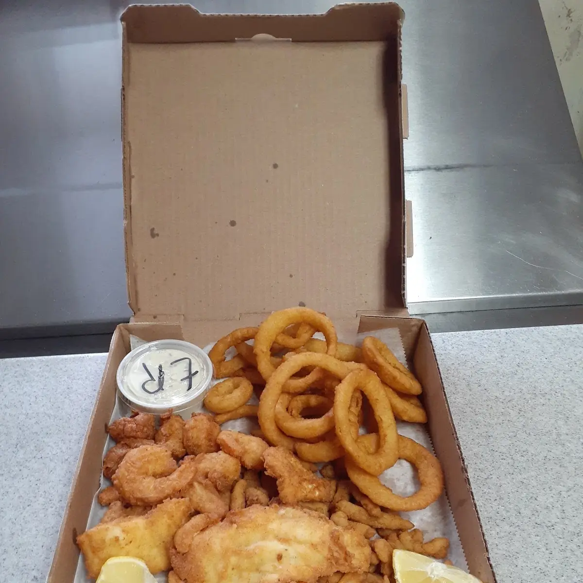 Seafood Combo w Onion Rings