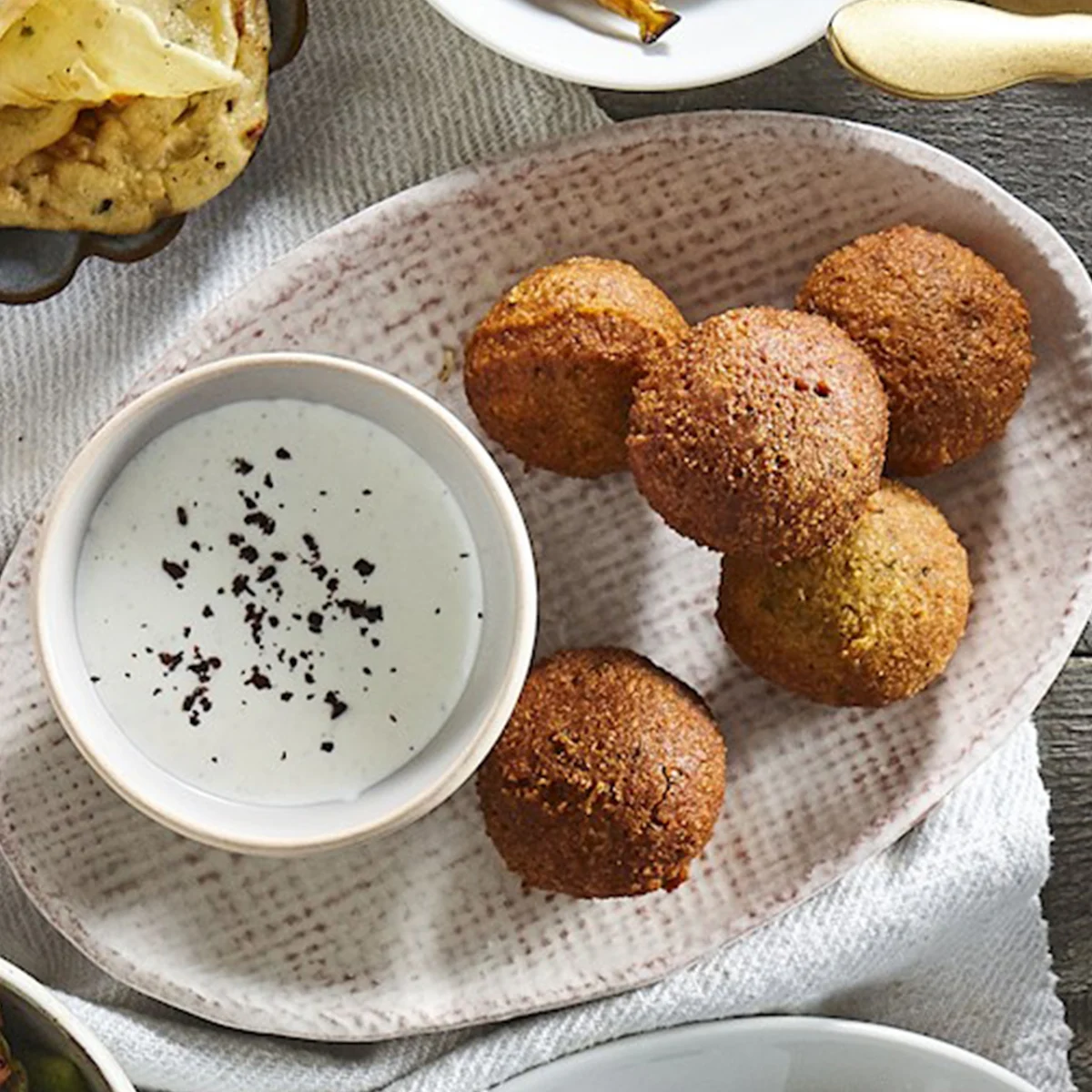 Falafel 3, Restaurant Boustan