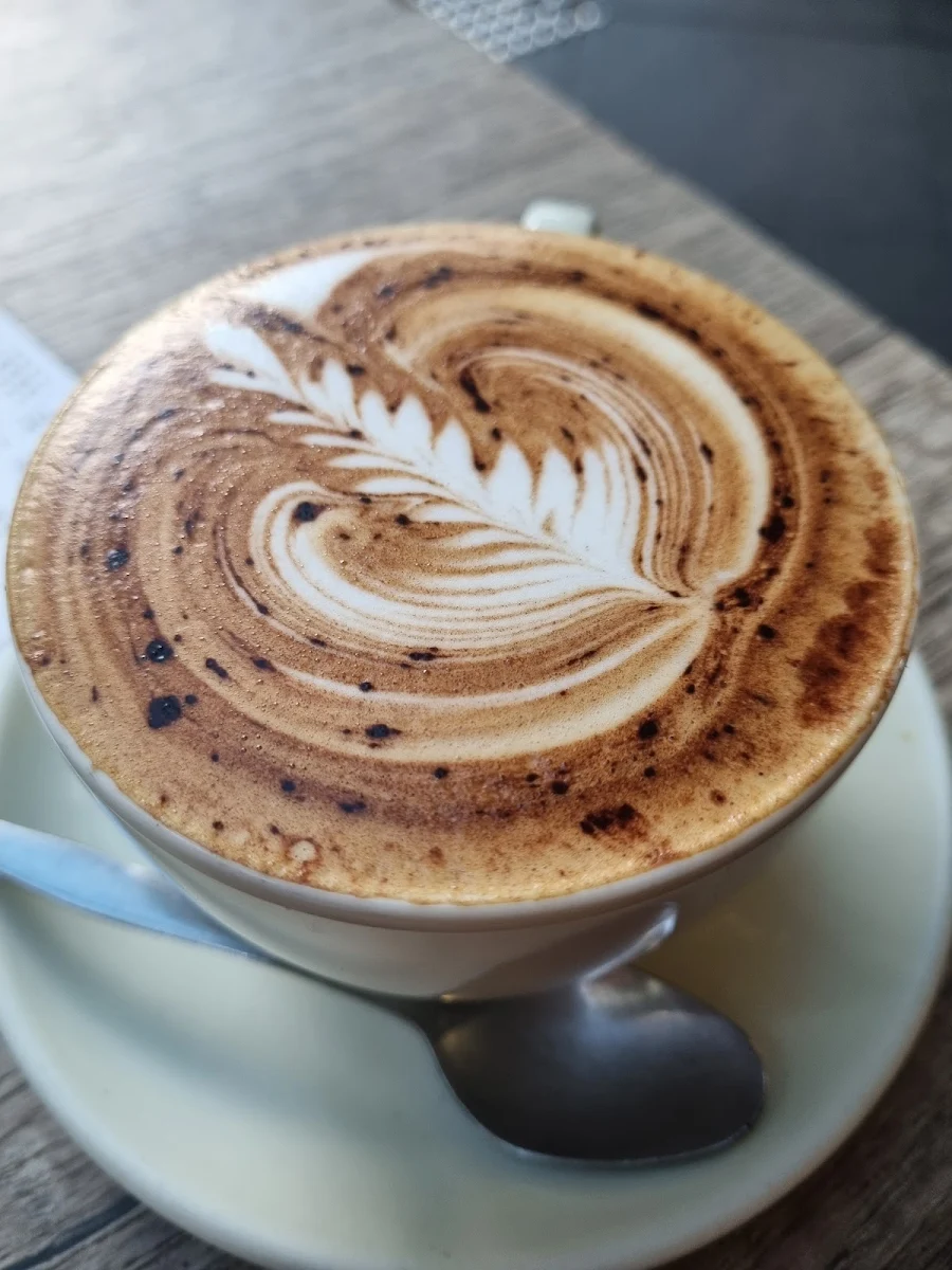 Flat White, Cafe Pronto