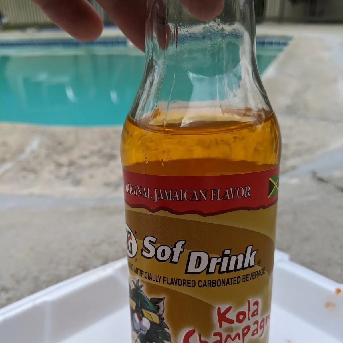 Kola Champagne