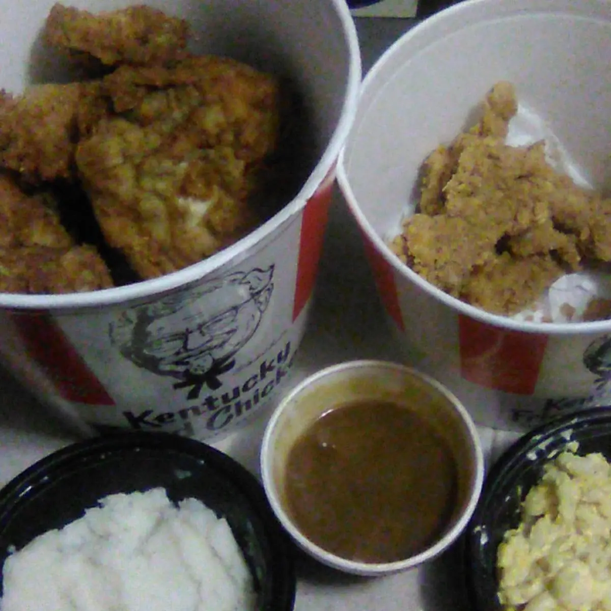 Original Recipe on the Bone Boneless Strips Mac & Cheese Gravy & Mashed Tators