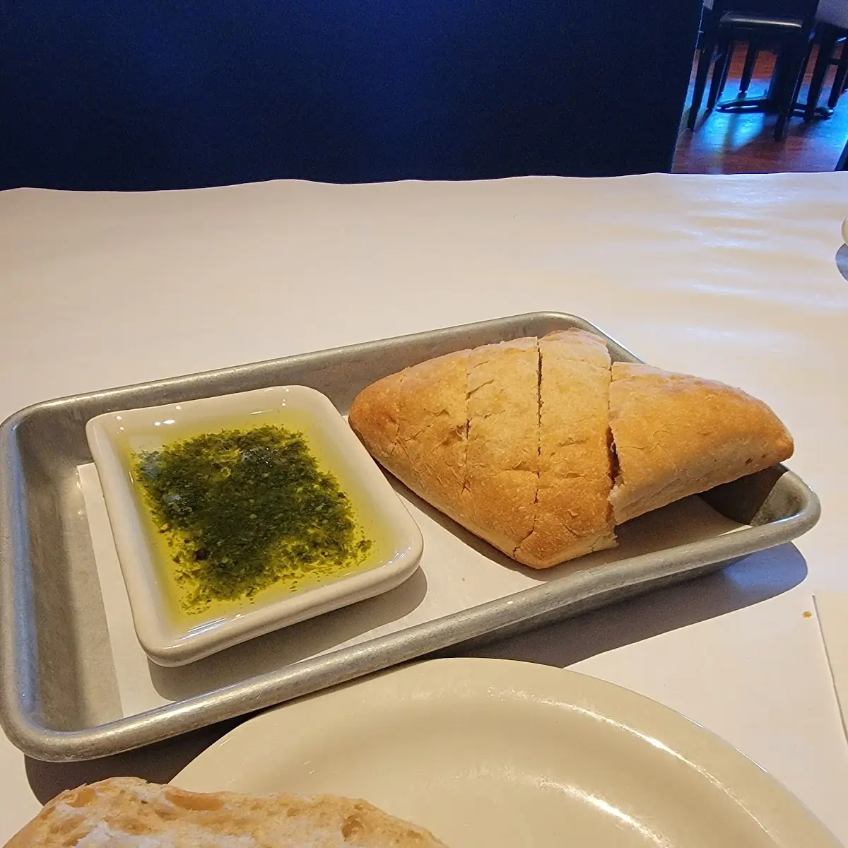 Bread with Dipping Sauce