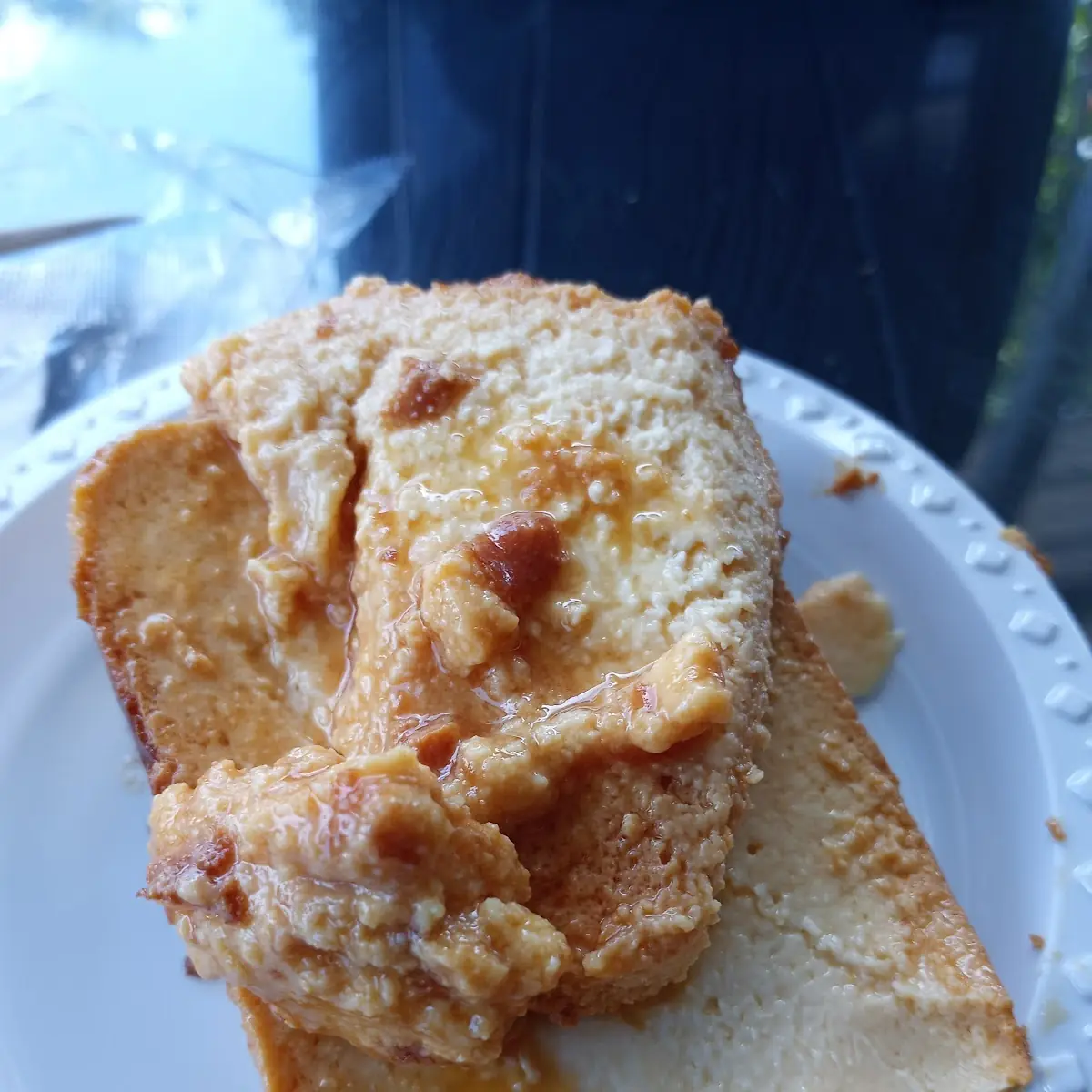 Caramel Cheesecake Slice