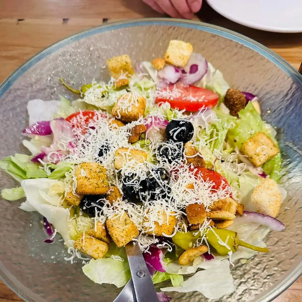 Oive Garden Salad