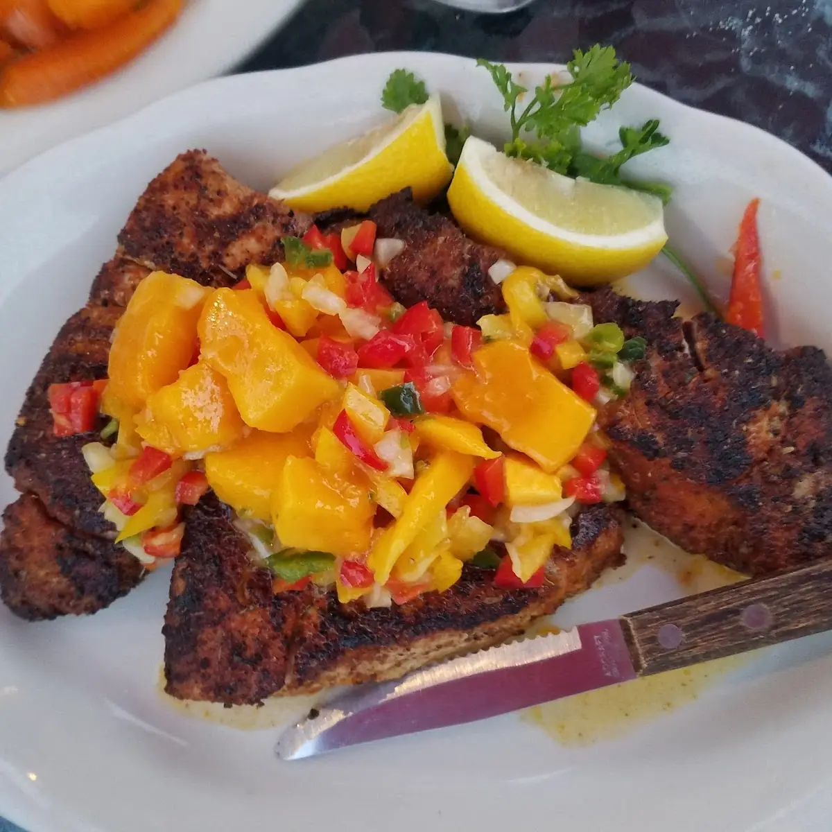 Tuna Steak with Mango Salsa