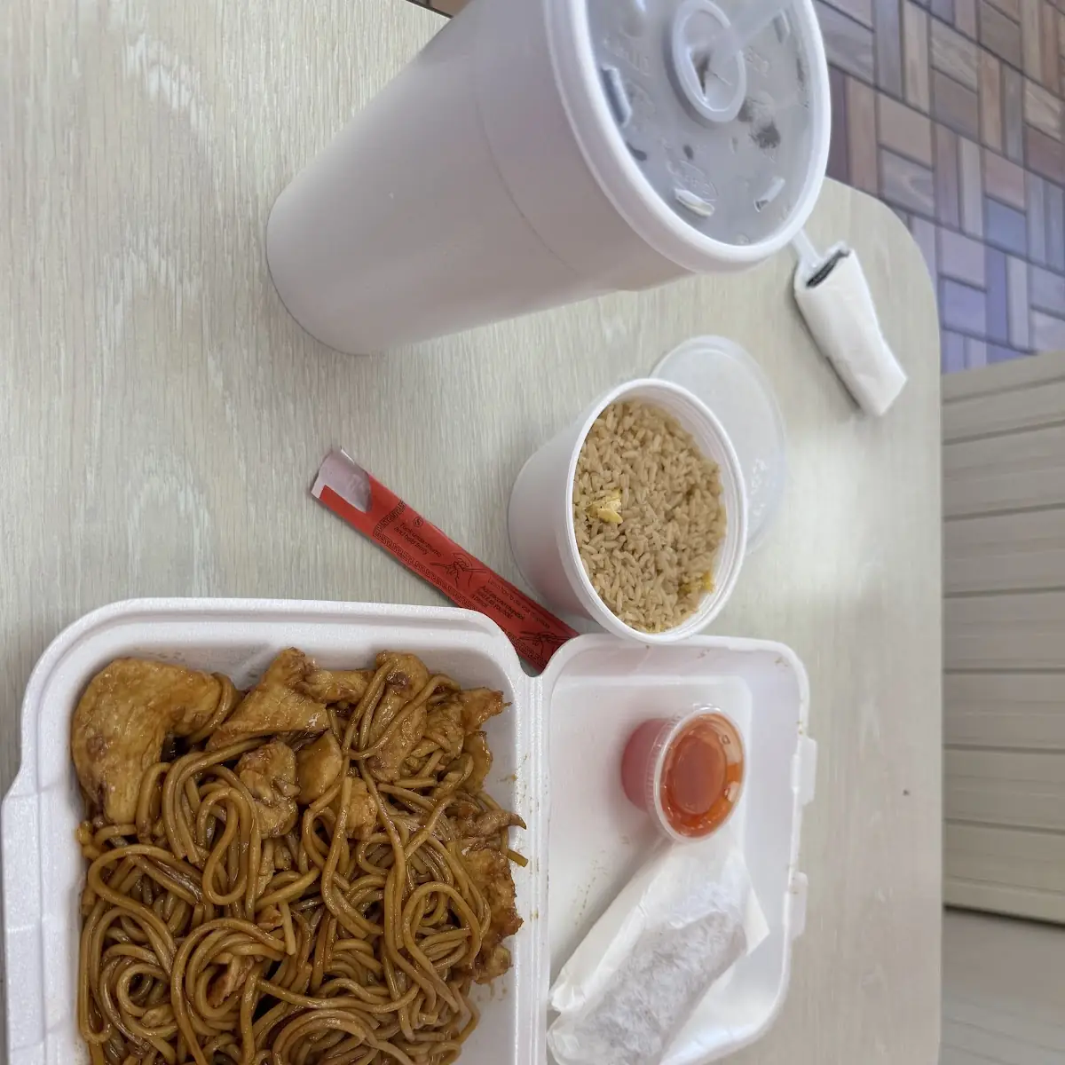 Chicken Lo Mein