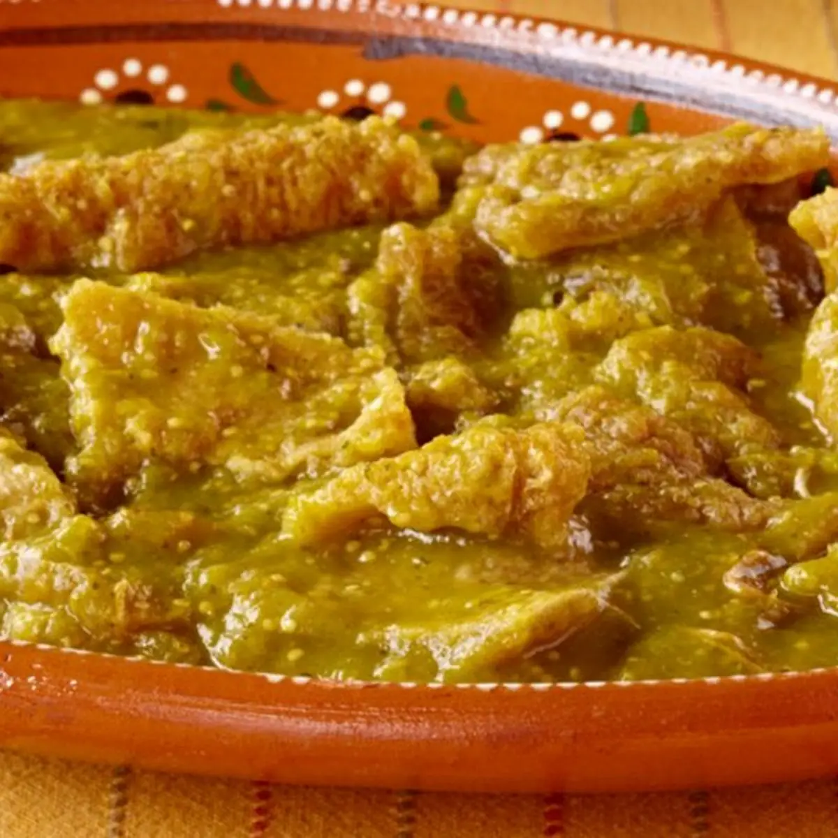 Chicharron En Salsa Verde