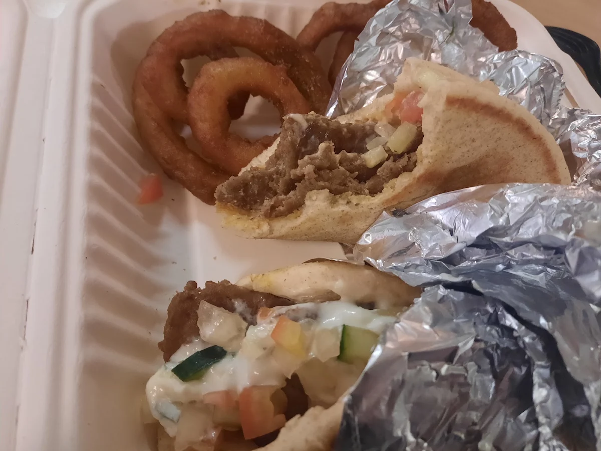 Gyro with Onion Rings