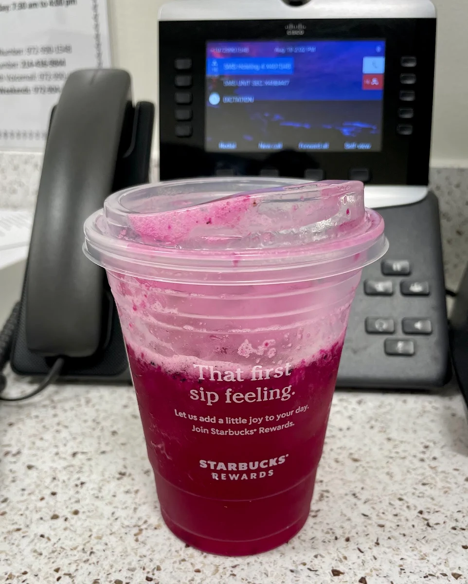 Mango Dragonfruit Refresher