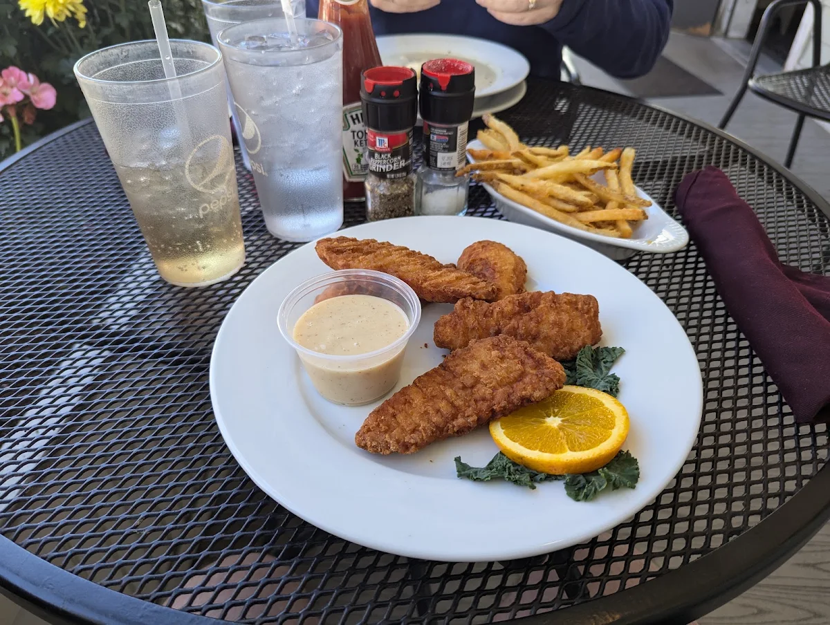 Chicken Tenders with Chips and Pickle