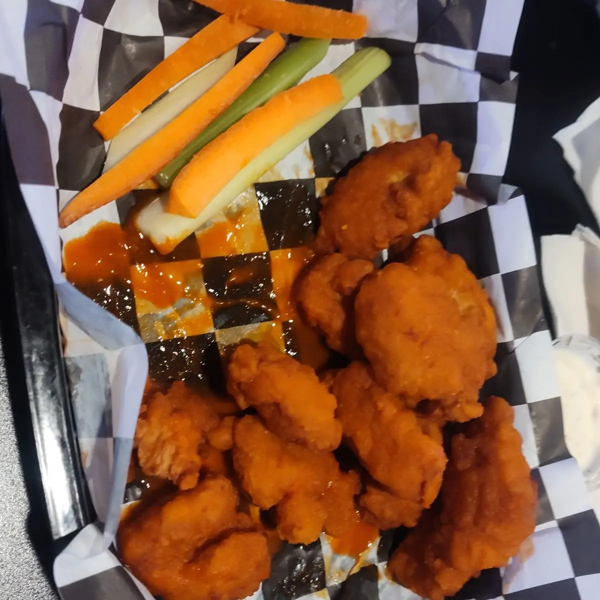 Boneless Wings and Fries