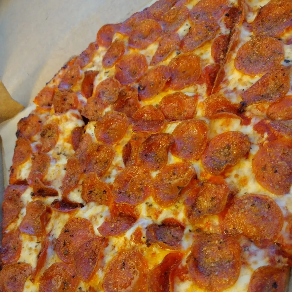 Thin Crust Pepperoni