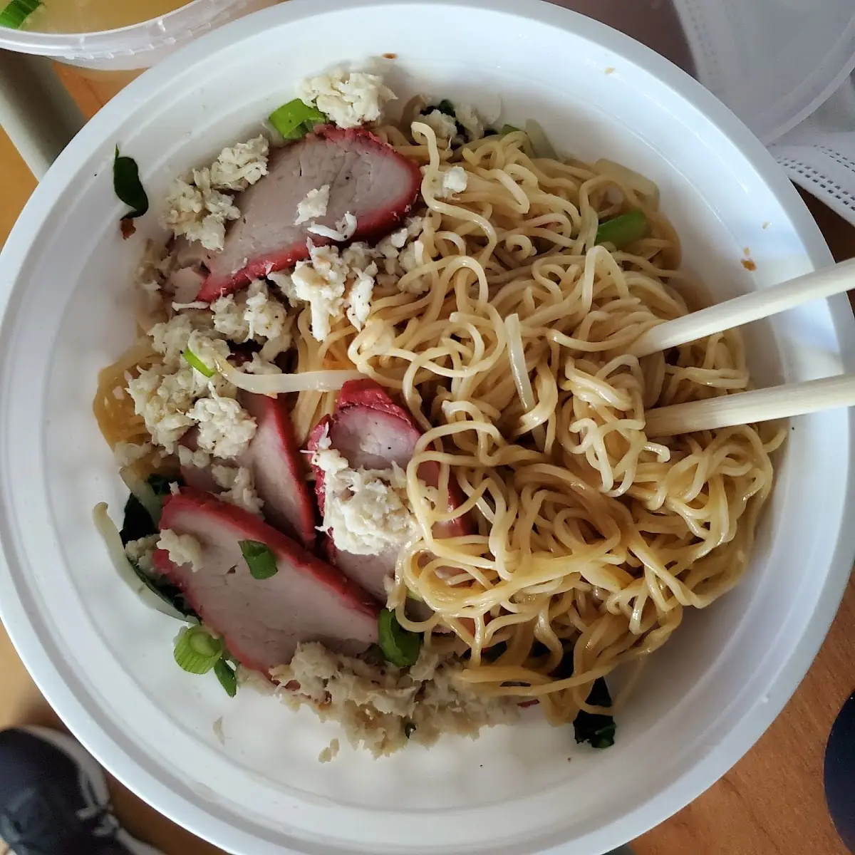 Ba Mee Moo Dang Poo