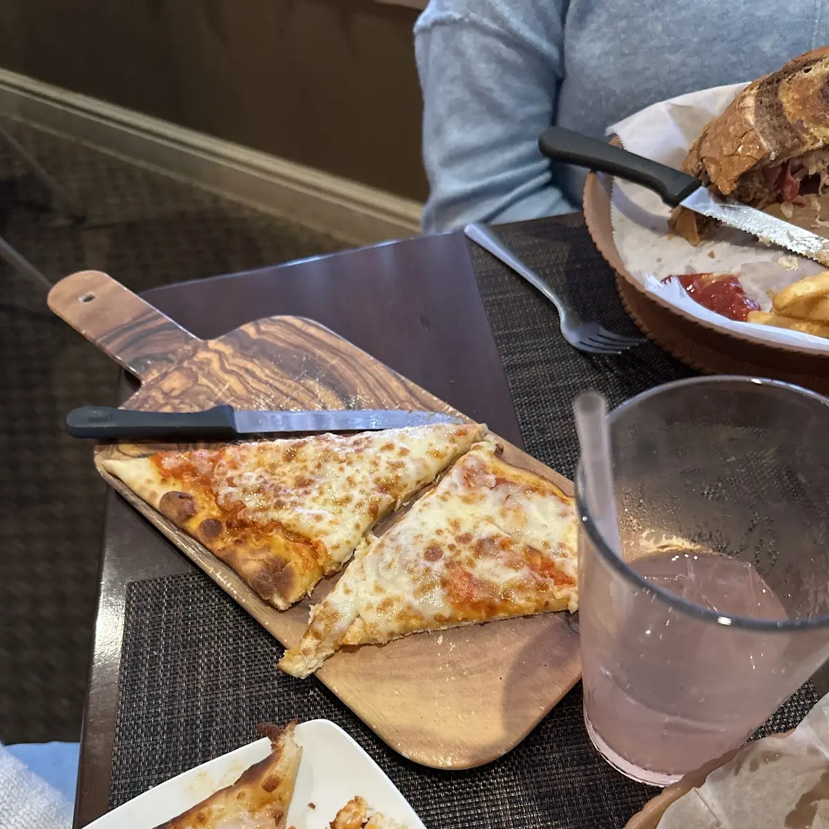 Cheese Flatbread Pizza