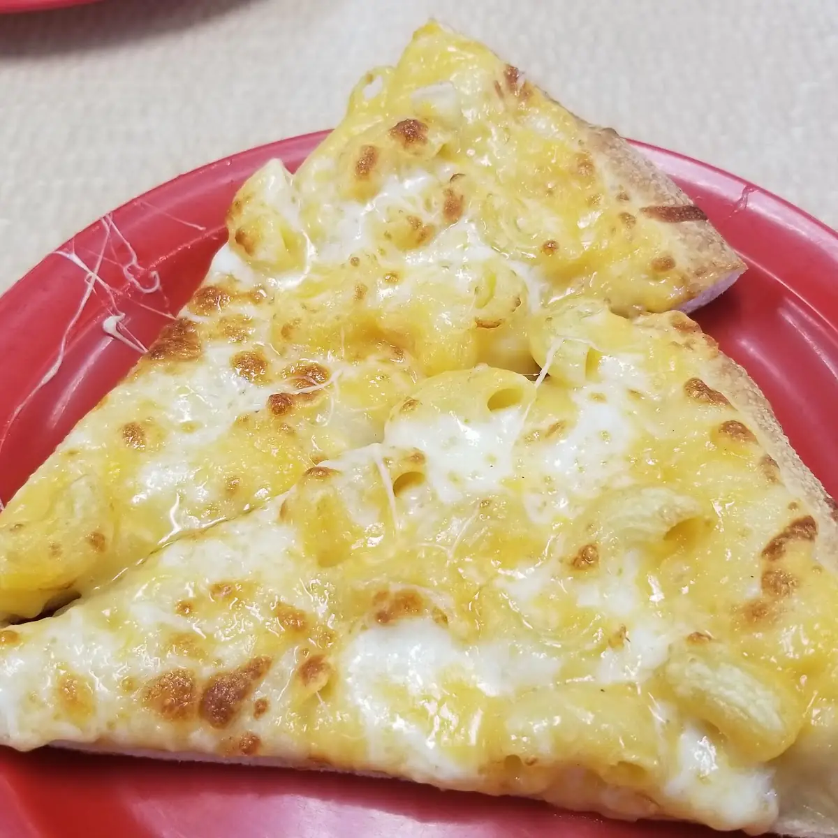 Mac & Cheese Pizza