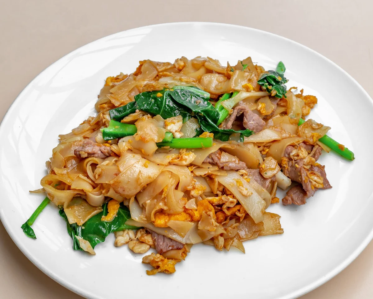 Pad See EW, 3 Junction Thai