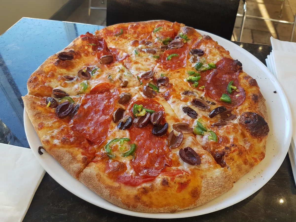 Calabrese Pizza, Faema Caffe