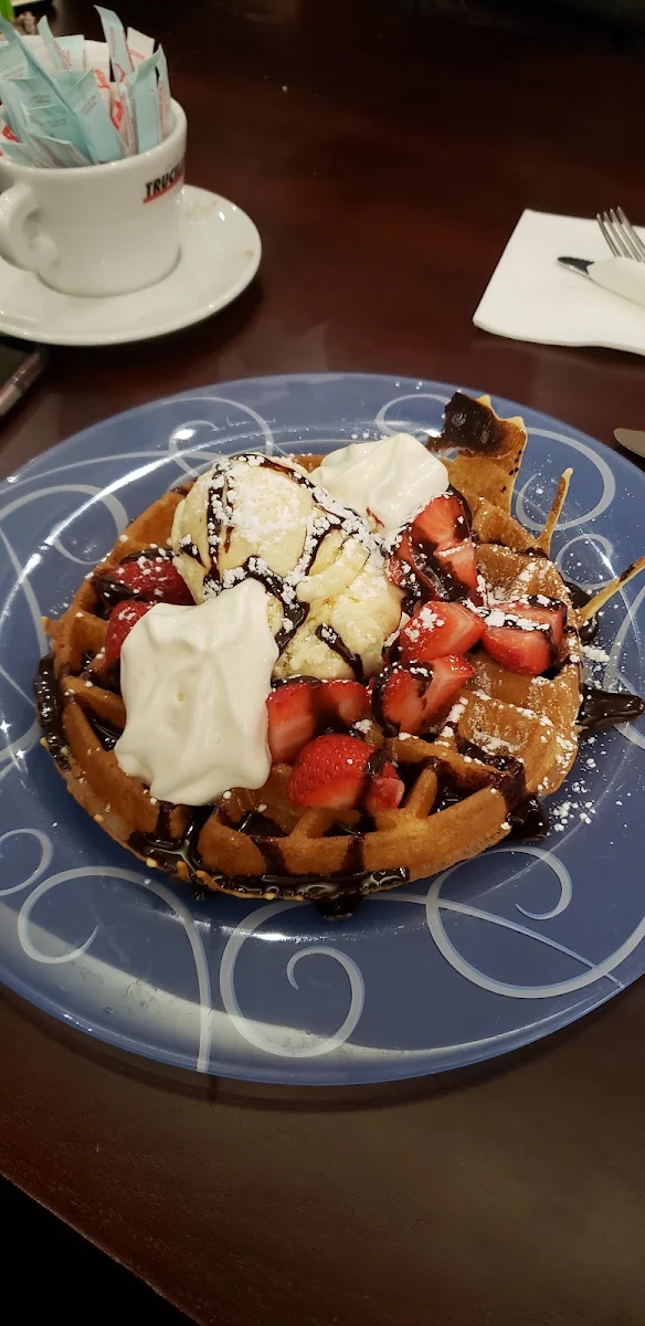 Funnel Cake, Faema Caffe