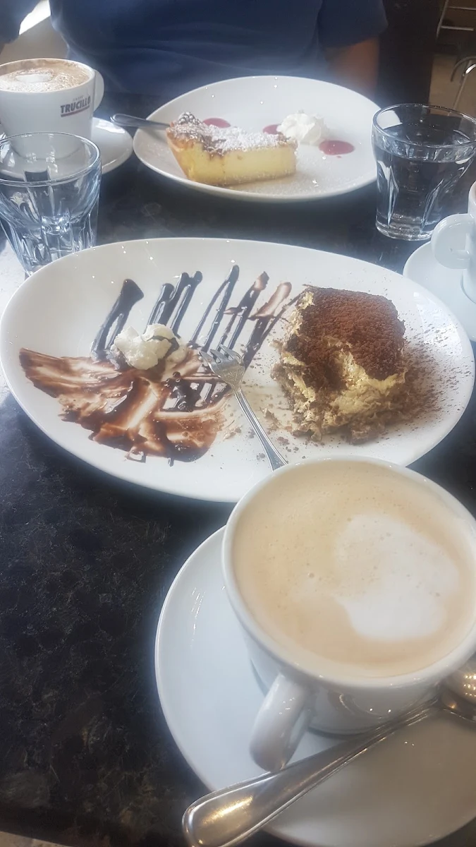 Tiramisu Cake, Faema Caffe