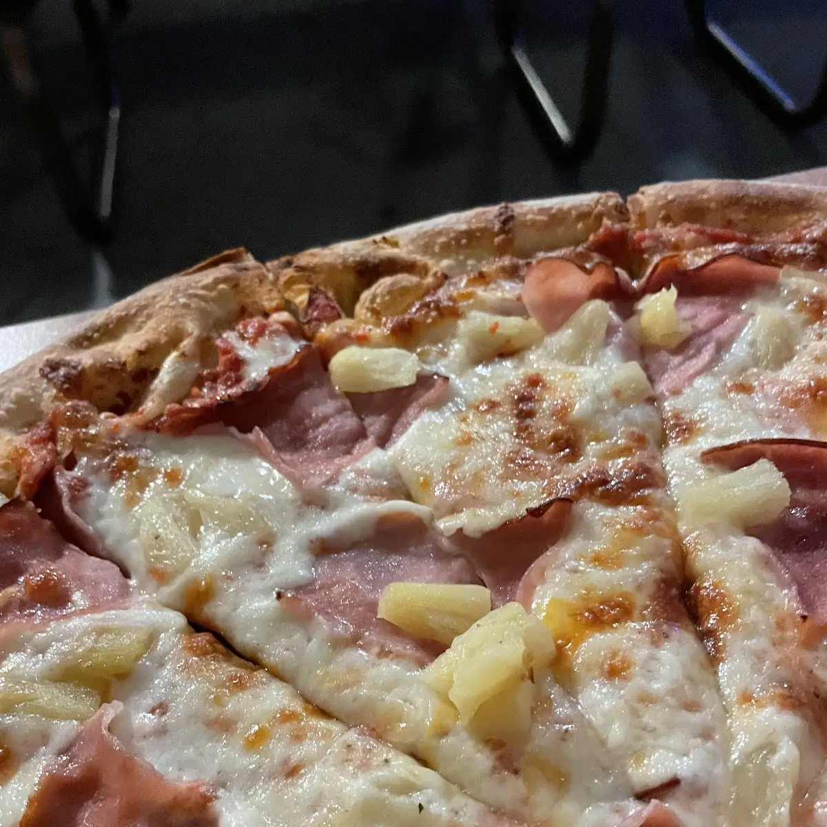 Hawaiian Pizza