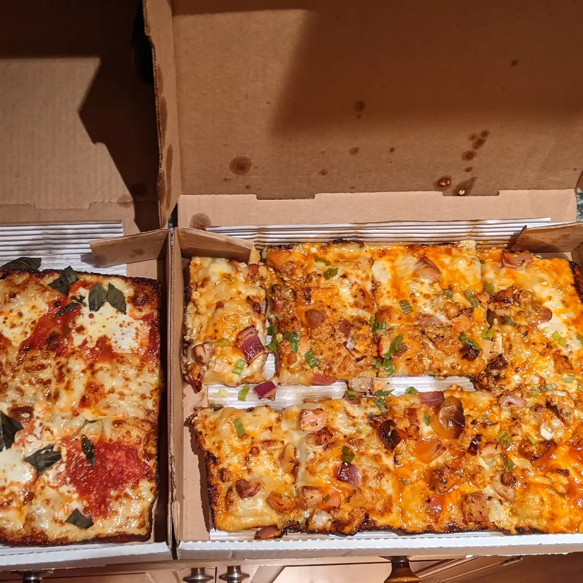 Detroit Style Pizza