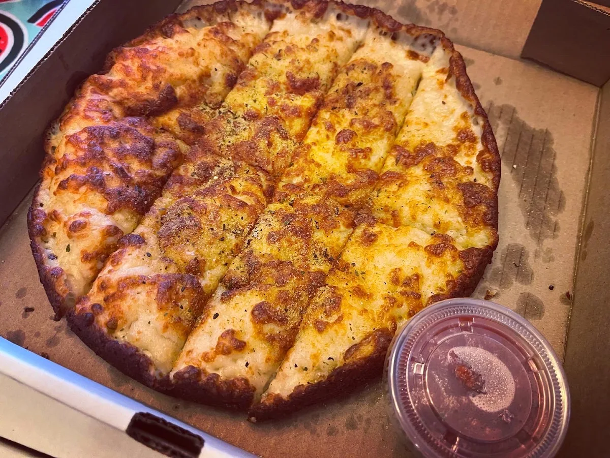 Cheese Bread, Sal's Pizza