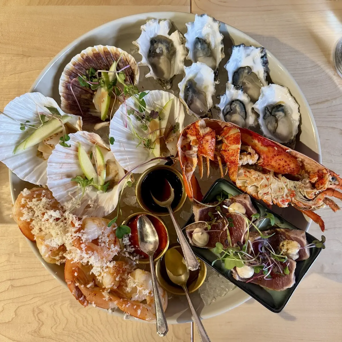Raw Bar Seafood Platter