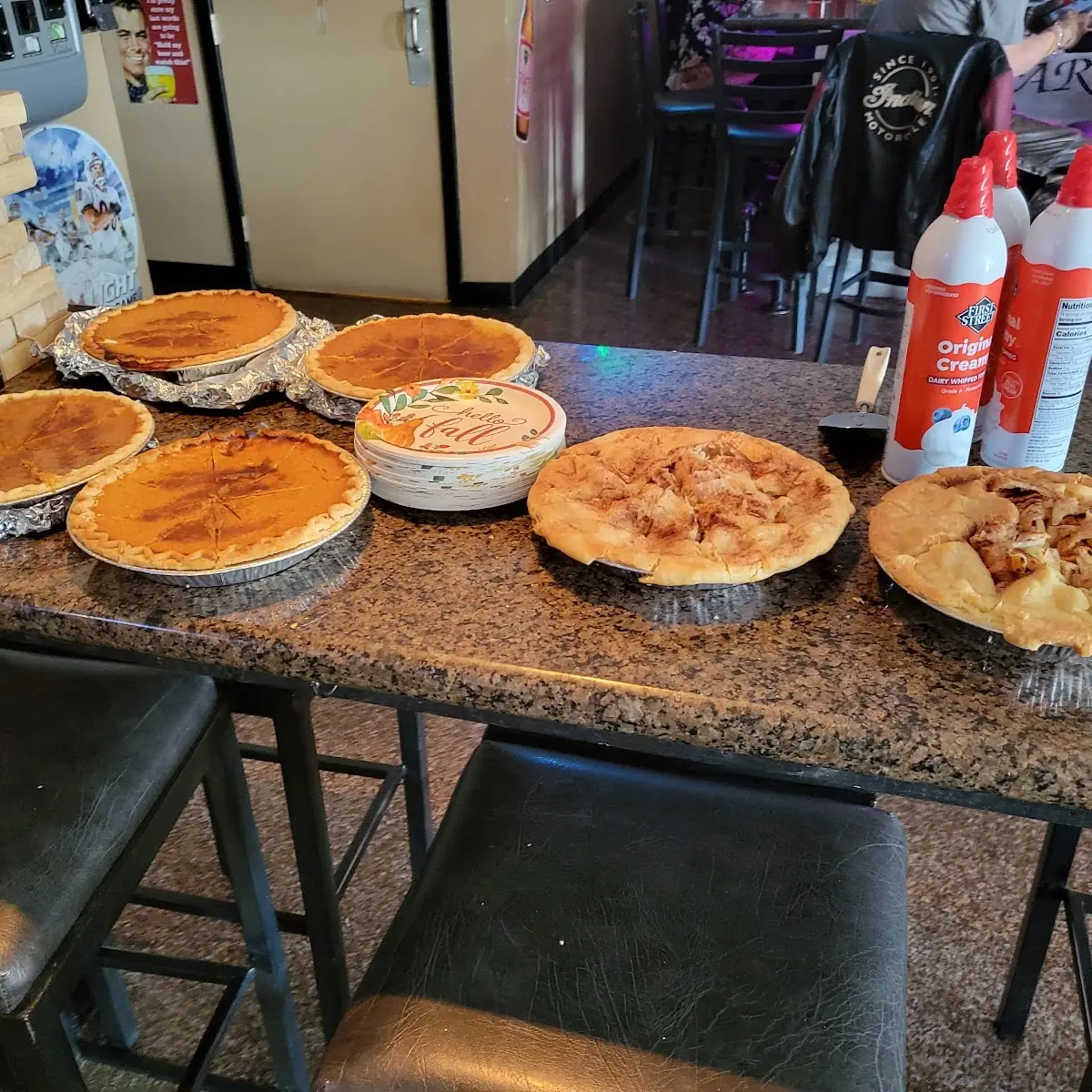 Pumpkin or Apple Pie