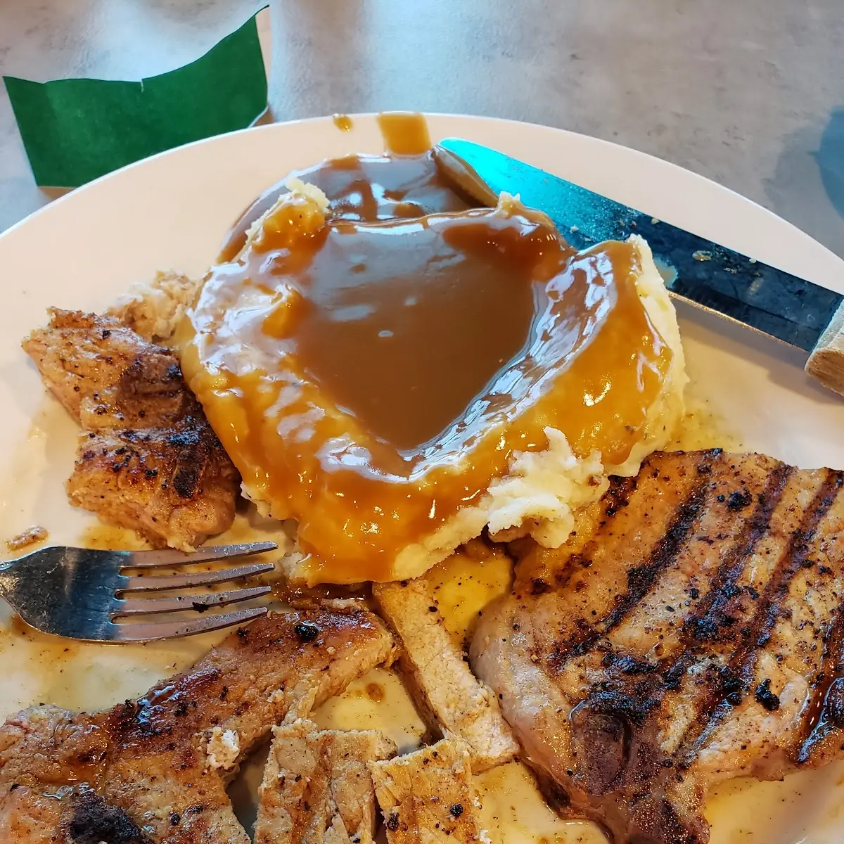 Lemon Pepper Pork Chops and Mashed Potatoes