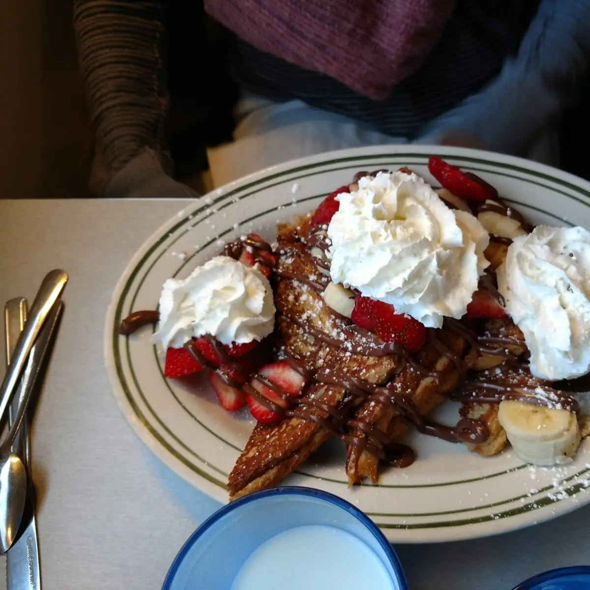 Hot Fudge Sundae Flapjacks