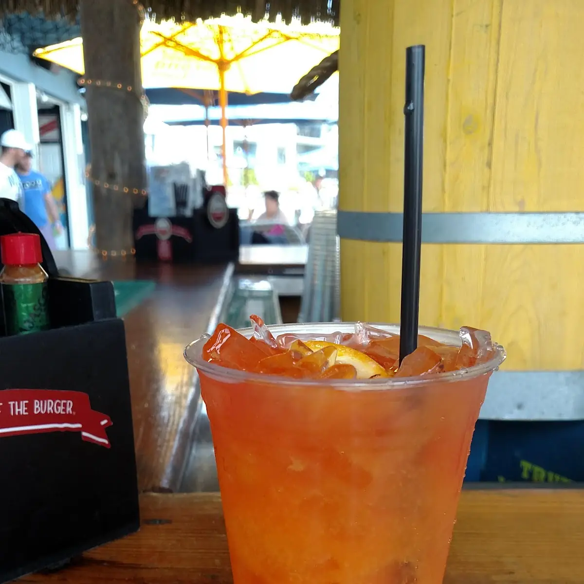 Jenk´Ś Fresh-Squeezed Tequila Sunrise